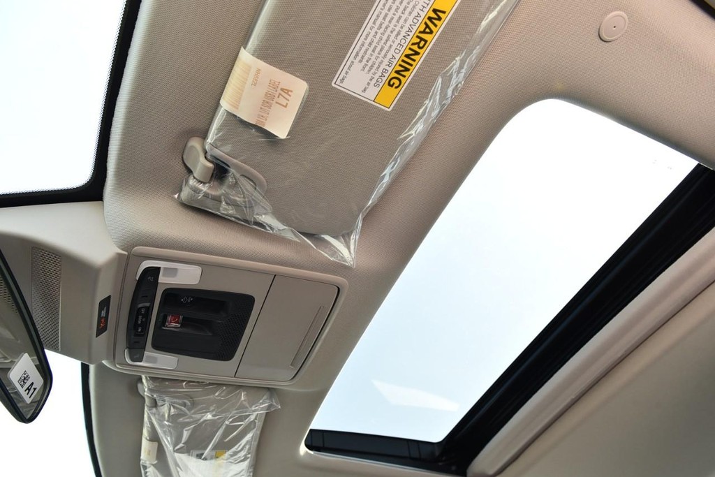 Honda Accord Sedan Vehicle Image 21