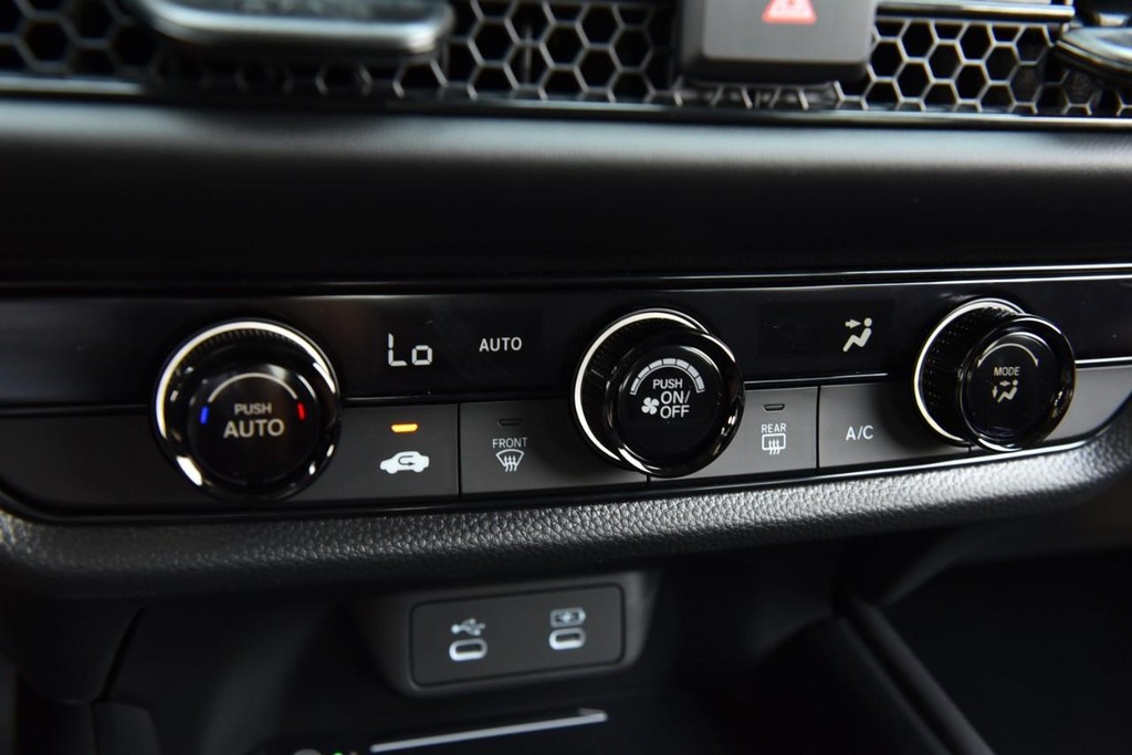 Honda HR-V Vehicle Image 14