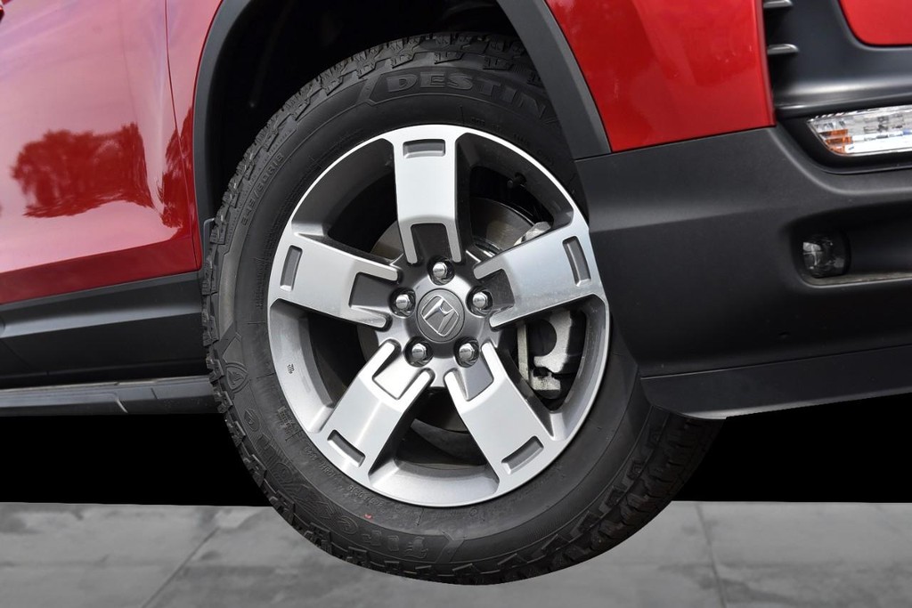 Honda Ridgeline Vehicle Image 03