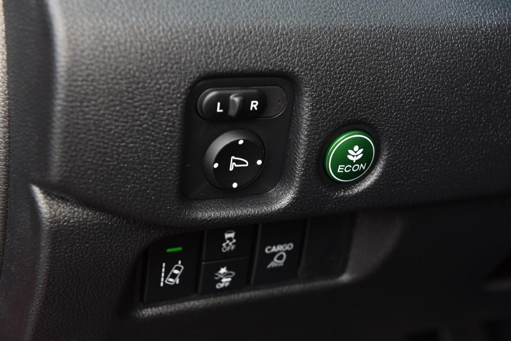 Honda Ridgeline Vehicle Image 13