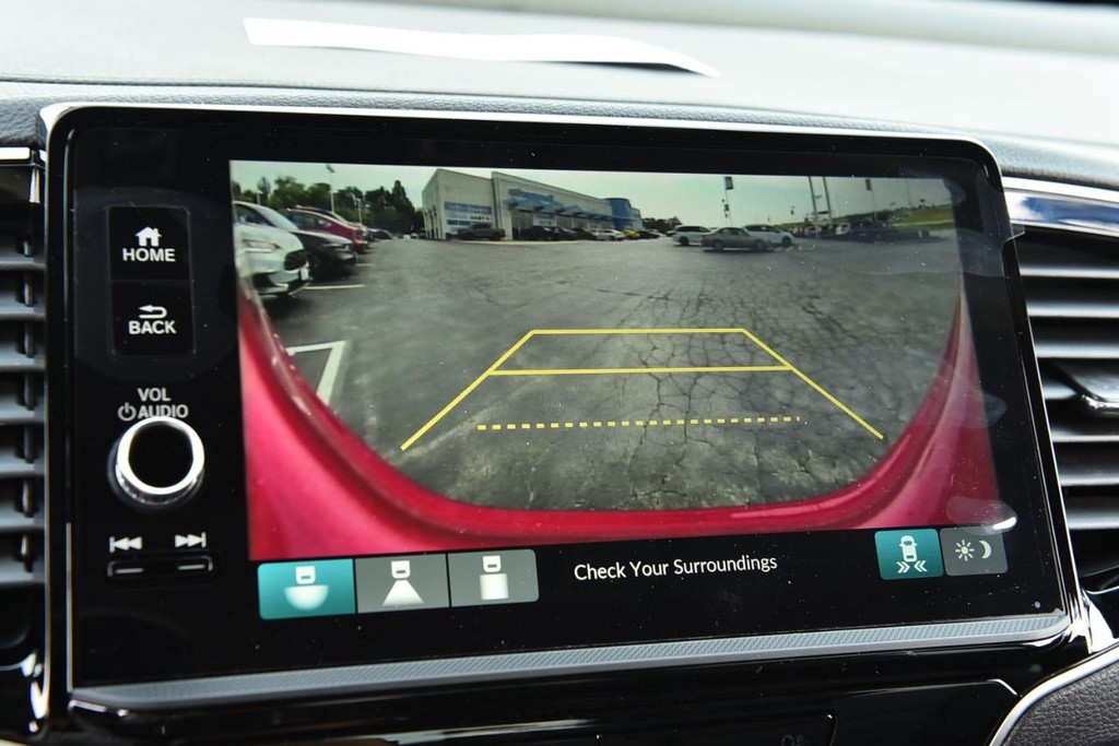 Honda Ridgeline Vehicle Image 15