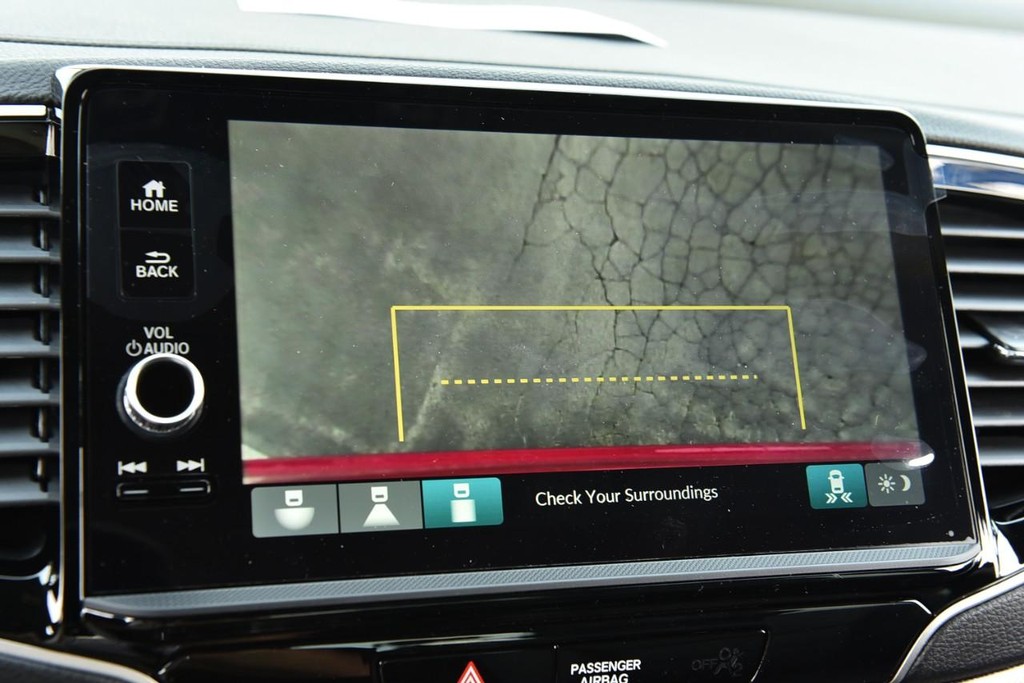 Honda Ridgeline Vehicle Image 16