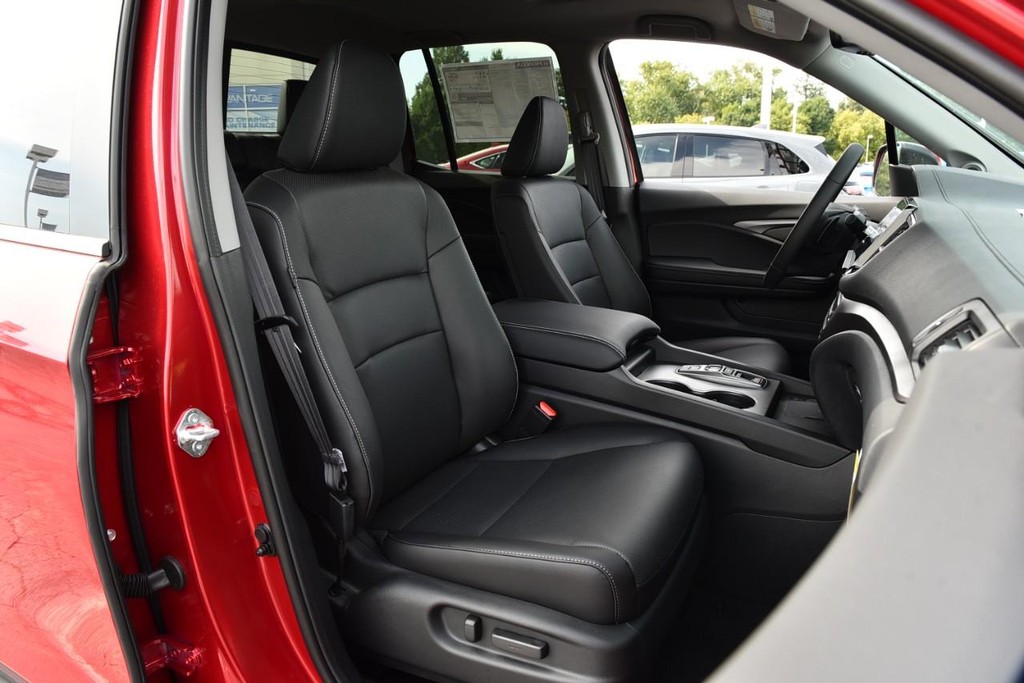 Honda Ridgeline Vehicle Image 26