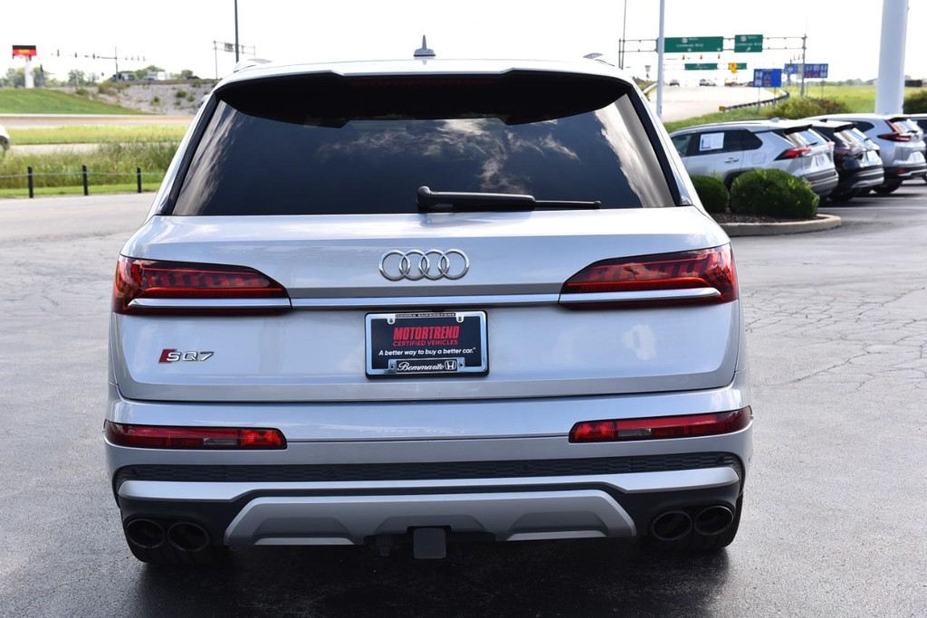 Audi SQ7 Vehicle Image 06