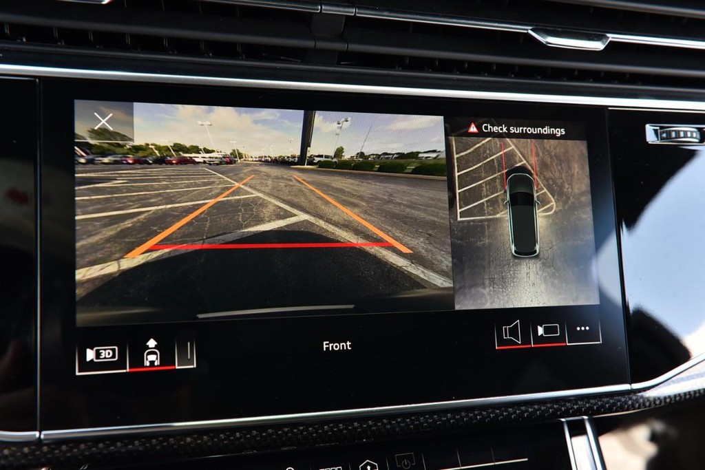 Audi SQ7 Vehicle Image 15