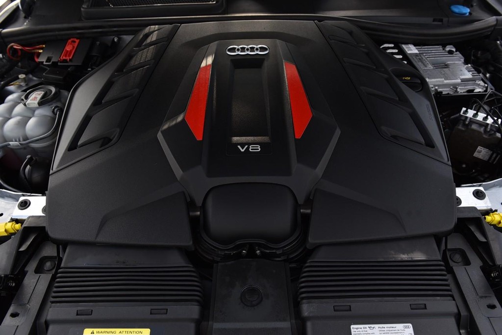 Audi SQ7 Vehicle Image 30