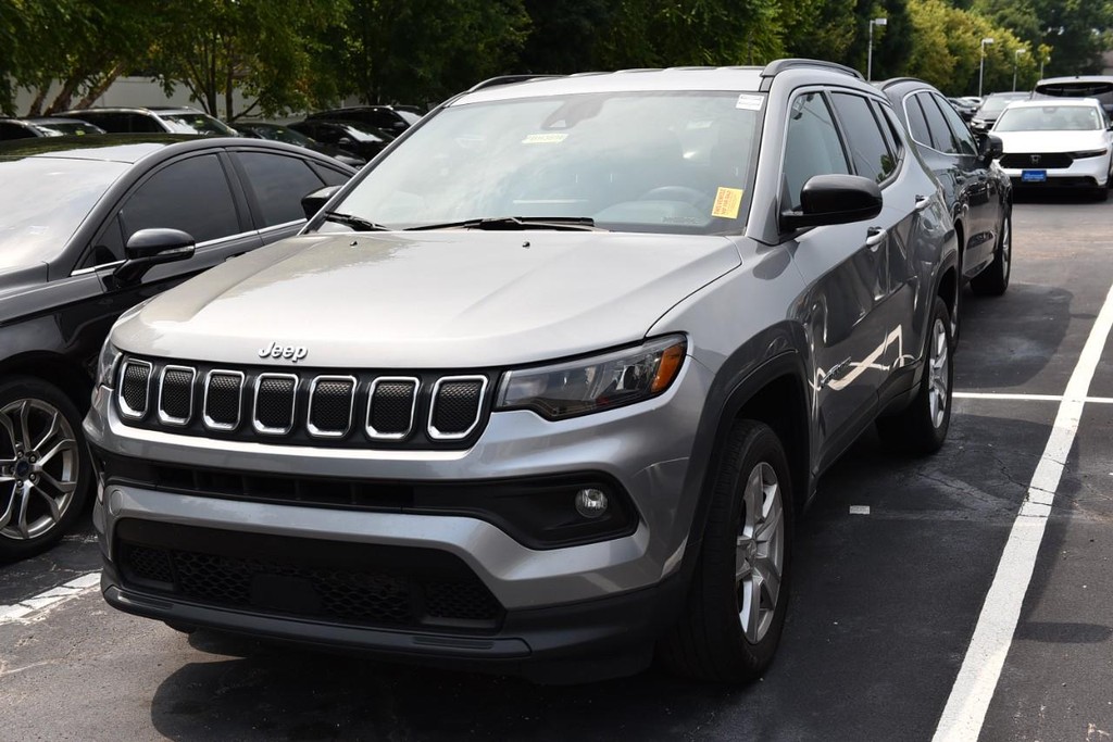 Jeep Compass Vehicle Image 04