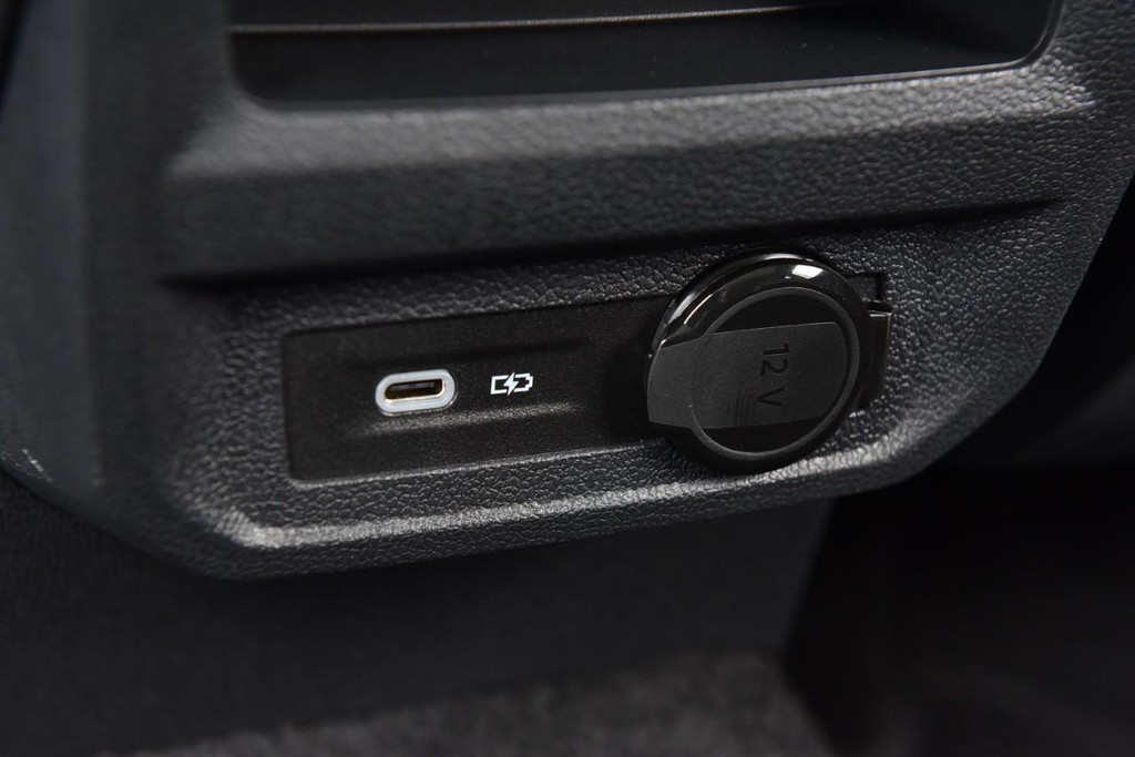 Volkswagen Tiguan Vehicle Image 25