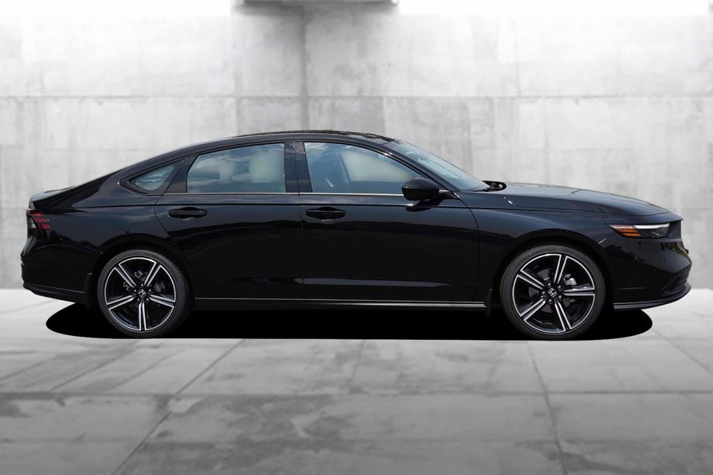 Honda Accord Sedan Vehicle Image 05