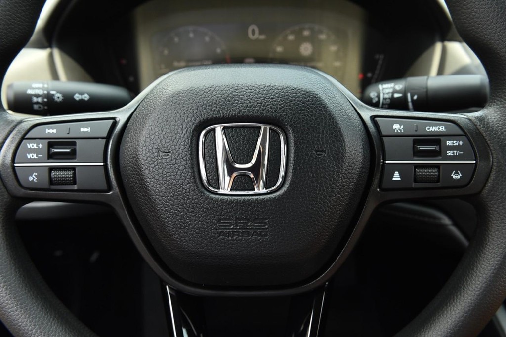 Honda Accord Sedan Vehicle Image 19