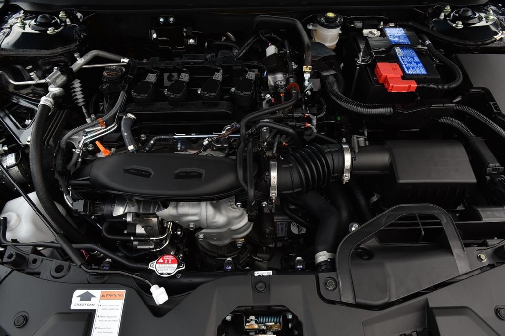 Honda Accord Sedan Vehicle Image 26