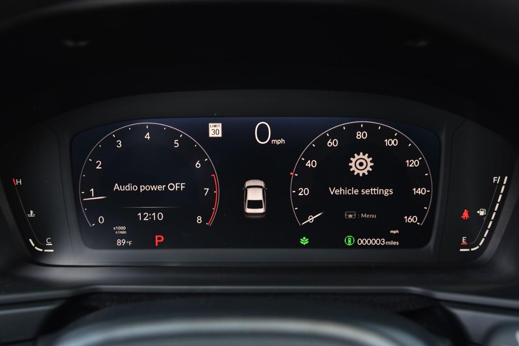Honda Accord Sedan Vehicle Full-screen Gallery Image 10