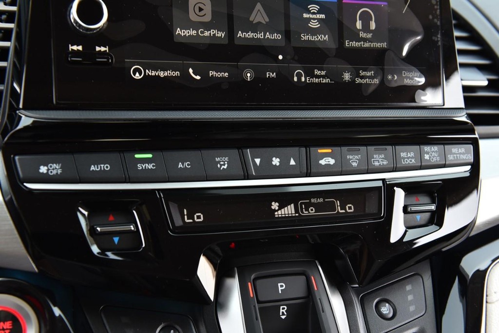Honda Odyssey Vehicle Image 16