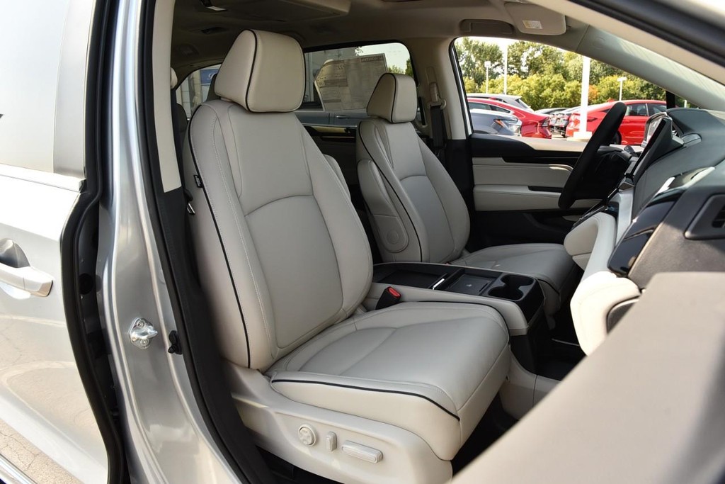 Honda Odyssey Vehicle Image 24