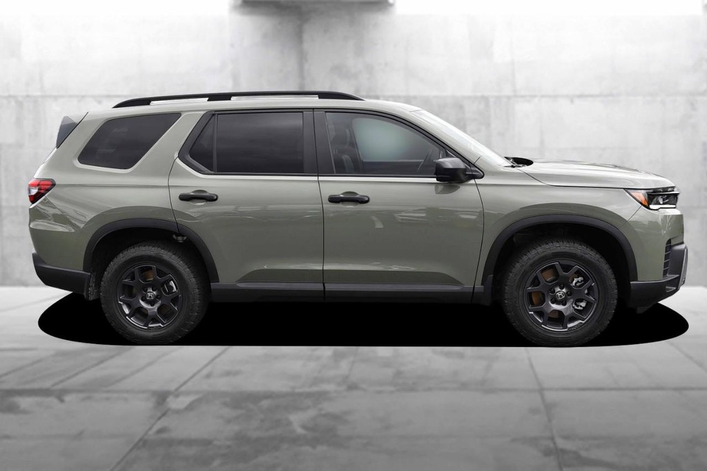 Honda Pilot Vehicle Full-screen Gallery Image 5