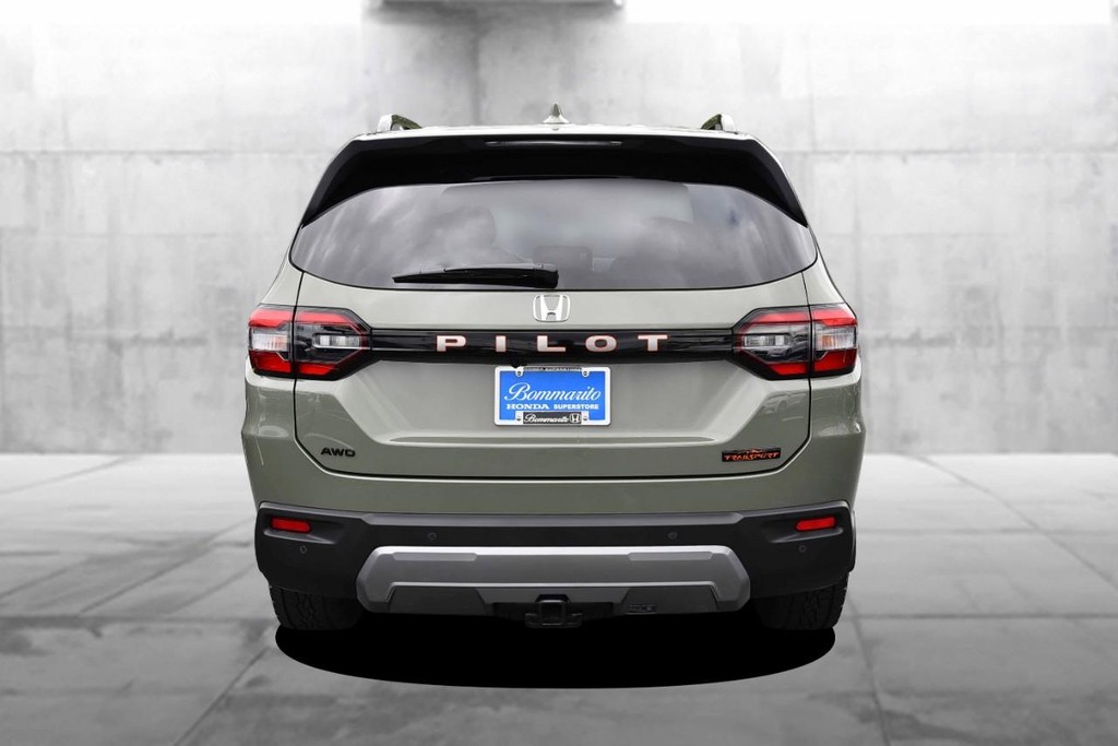 Honda Pilot Vehicle Full-screen Gallery Image 6