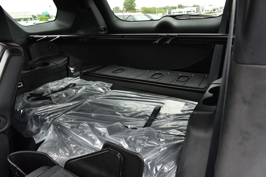 Honda Pilot Vehicle Full-screen Gallery Image 30