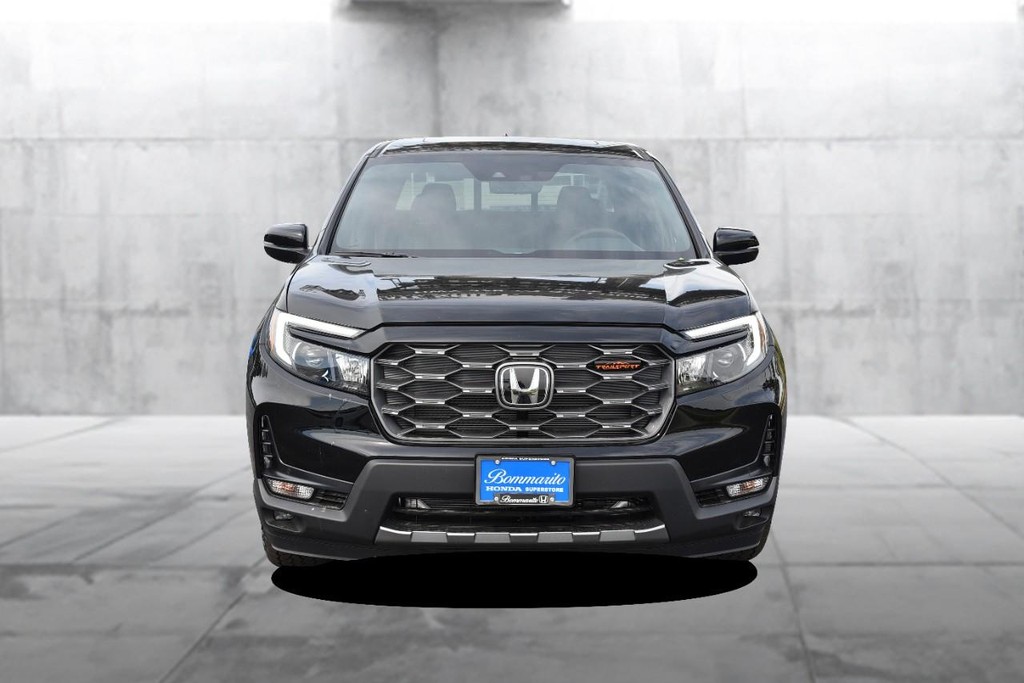 Honda Ridgeline Vehicle Full-screen Gallery Image 4