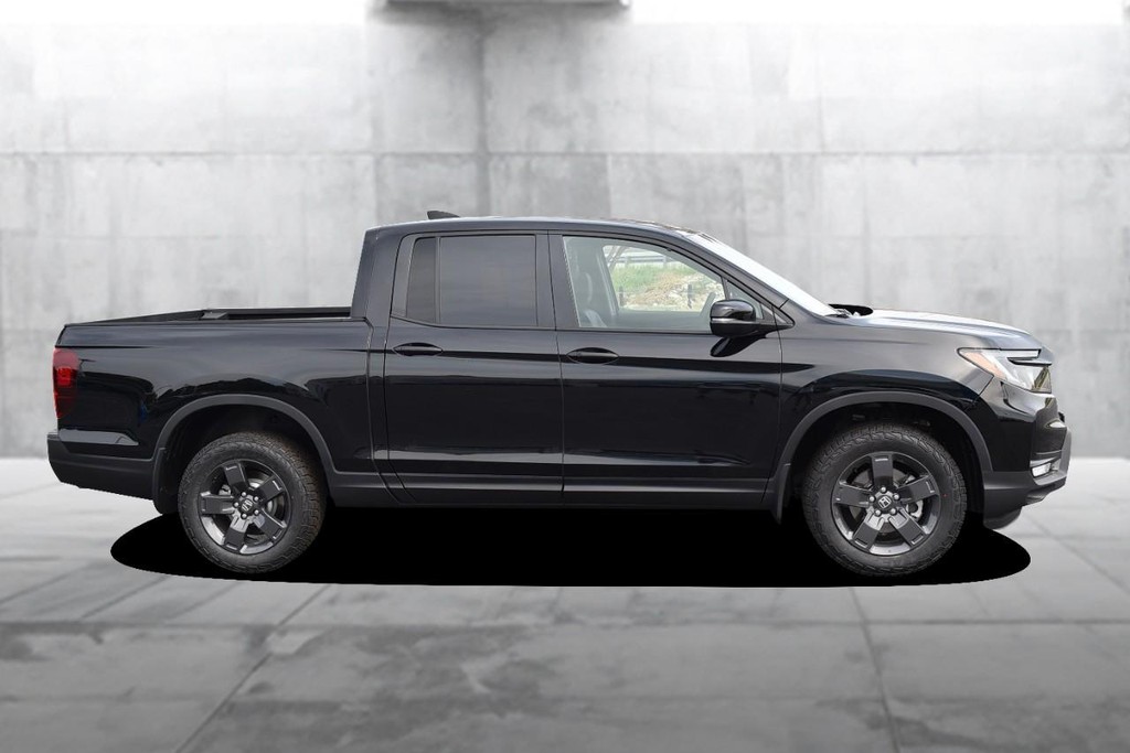 Honda Ridgeline Vehicle Full-screen Gallery Image 5