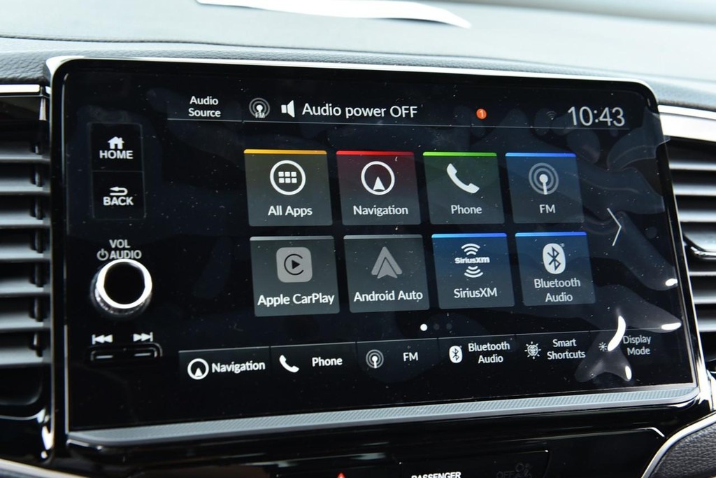 Honda Ridgeline Vehicle Full-screen Gallery Image 17