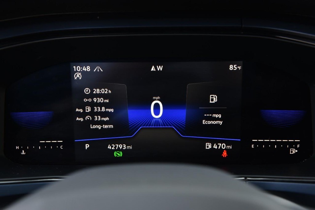 Volkswagen Taos Vehicle Full-screen Gallery Image 11