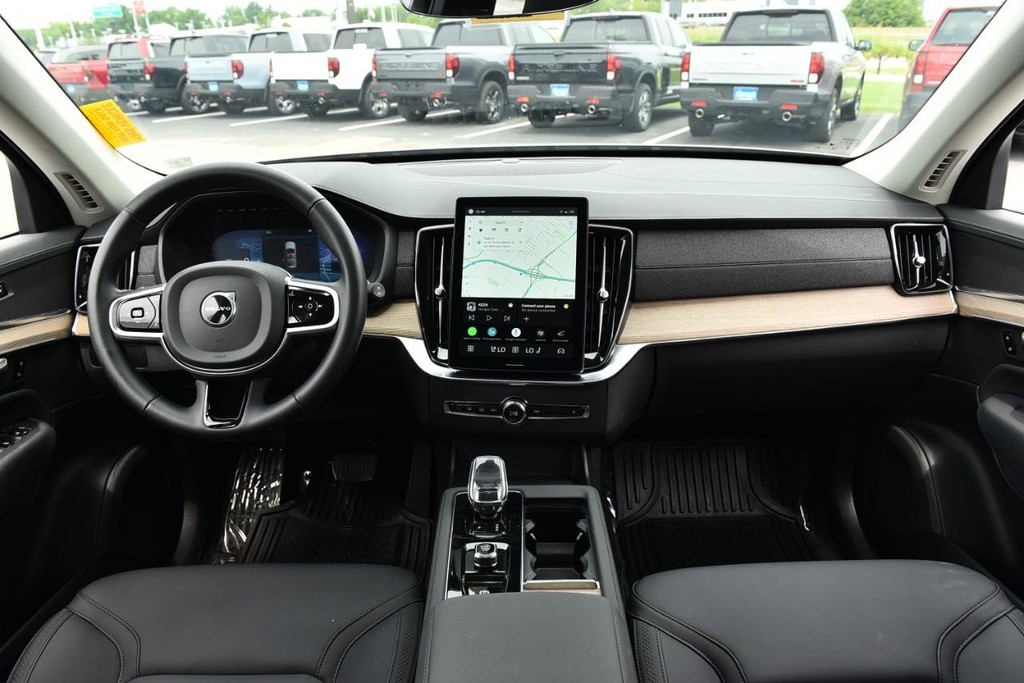 Volvo XC90 Vehicle Image 07