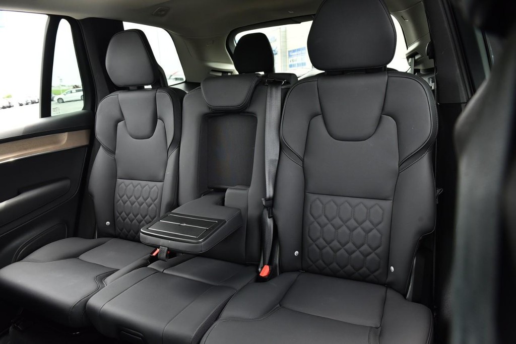 Volvo XC90 Vehicle Image 22