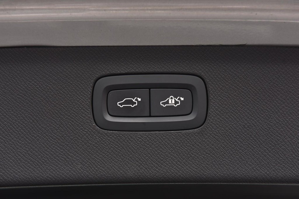 Volvo XC90 Vehicle Image 27