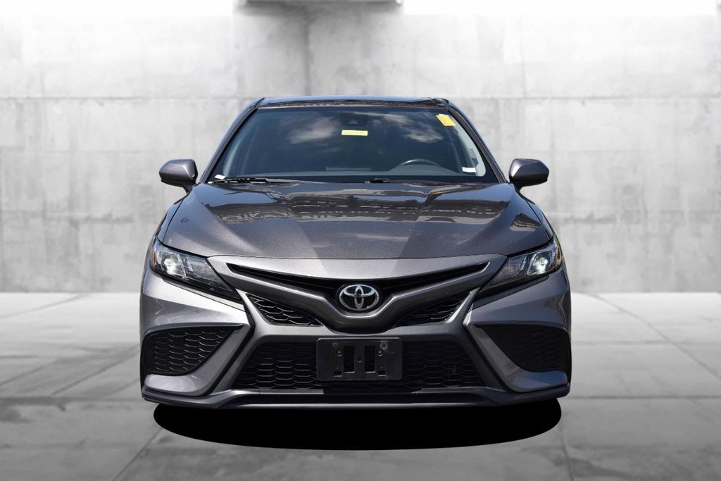 Toyota Camry Vehicle Image 04