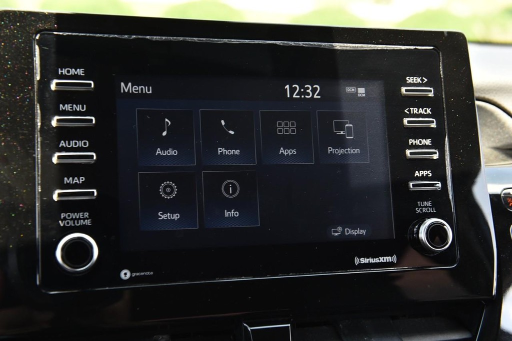 Toyota Camry Vehicle Image 12