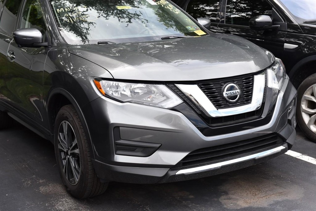 Nissan Rogue Vehicle Image 02