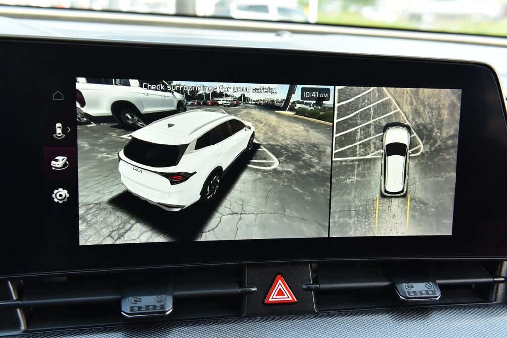 Kia Sportage Vehicle Full-screen Gallery Image 15