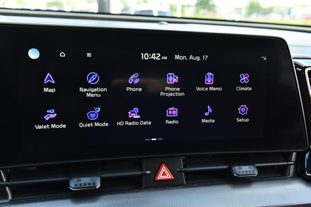 Kia Sportage Vehicle Full-screen Gallery Image 16