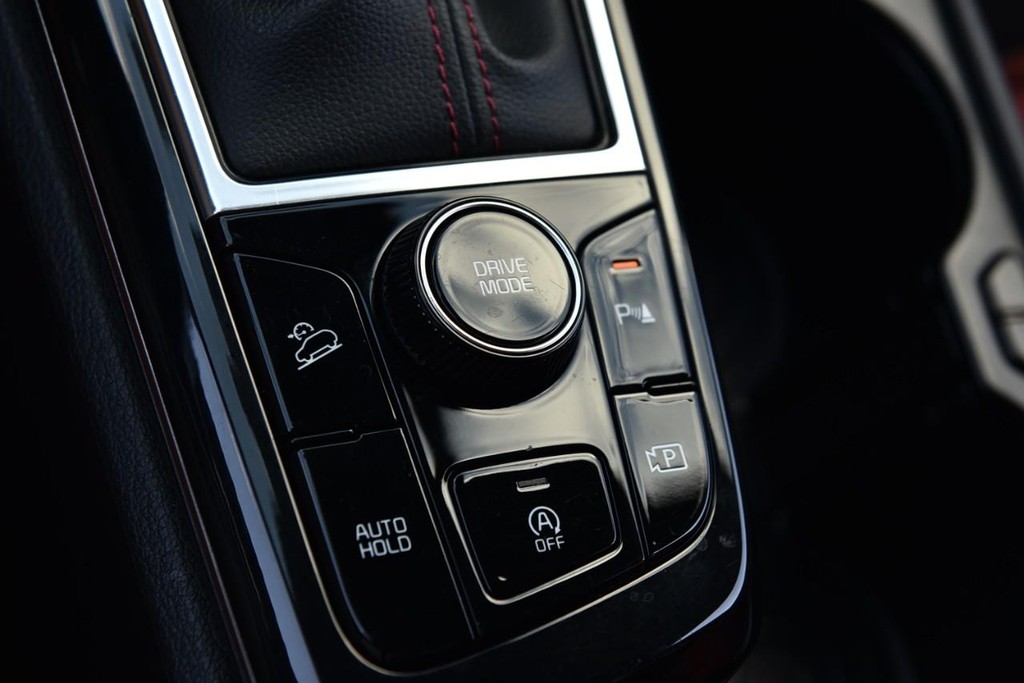Kia Sportage Vehicle Full-screen Gallery Image 21