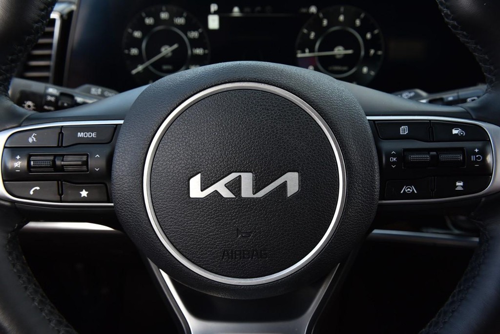 Kia Sportage Vehicle Full-screen Gallery Image 22