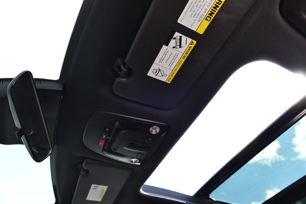 Kia Sportage Vehicle Full-screen Gallery Image 25
