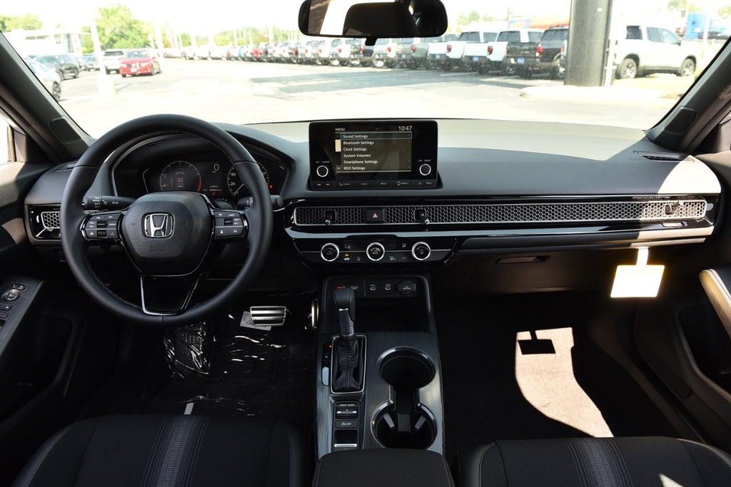 Honda Civic Hatchback Vehicle Image 07