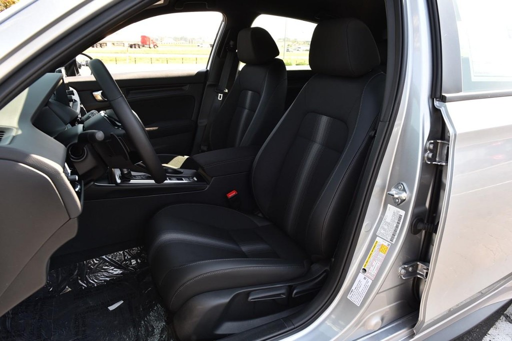 Honda Civic Hatchback Vehicle Image 20