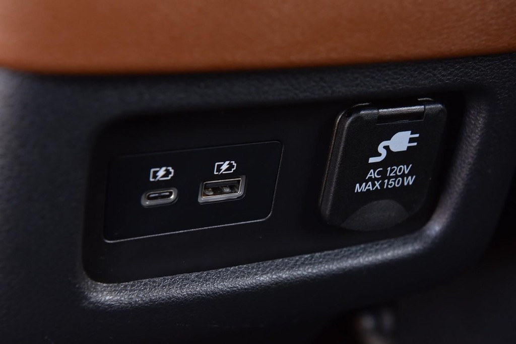 Nissan Pathfinder Vehicle Image 28