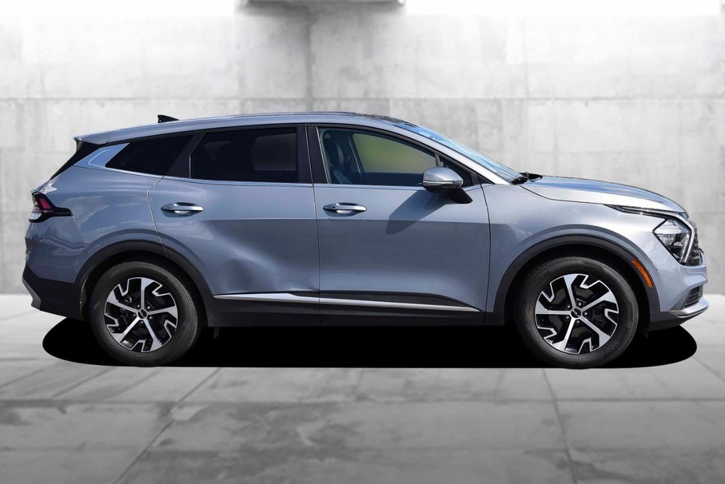 Kia Sportage Vehicle Image 05