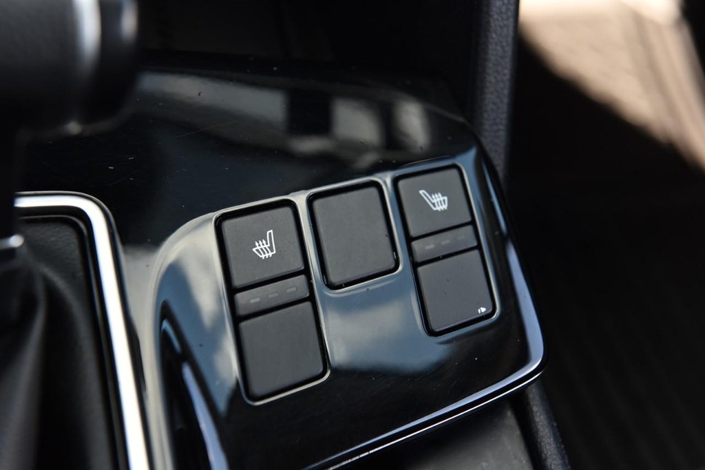 Kia Sportage Vehicle Image 17