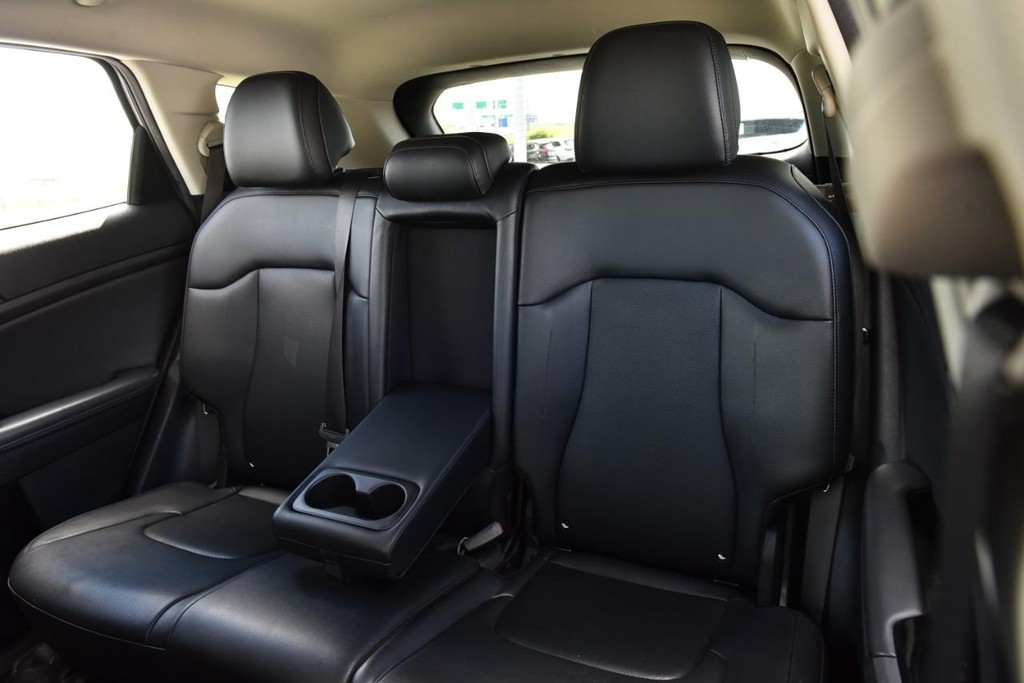 Kia Sportage Vehicle Image 22