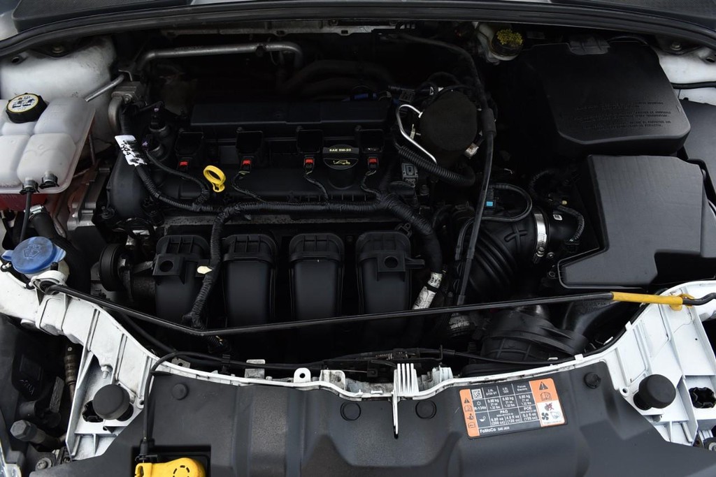 Ford Focus Vehicle Full-screen Gallery Image 19