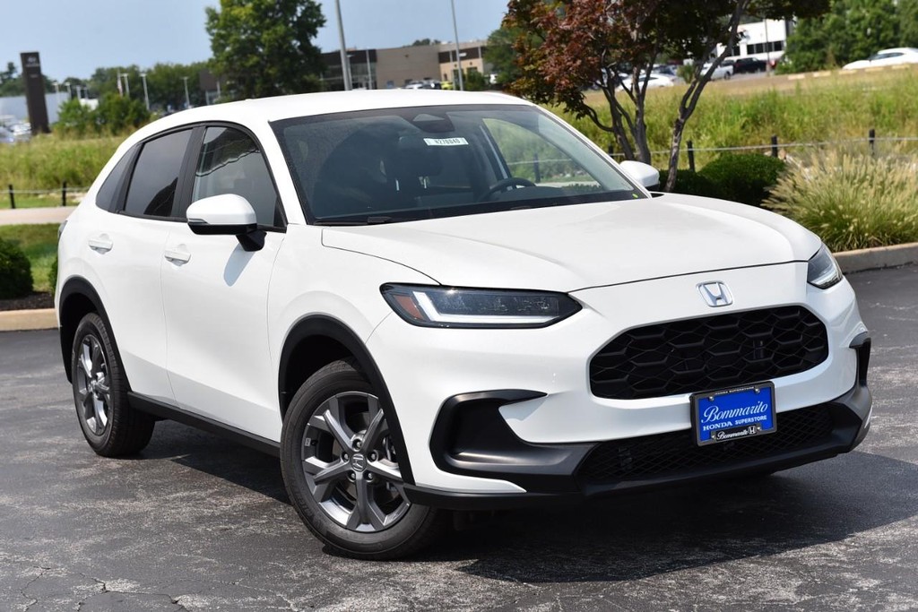 Honda HR-V Vehicle Full-screen Gallery Image 2