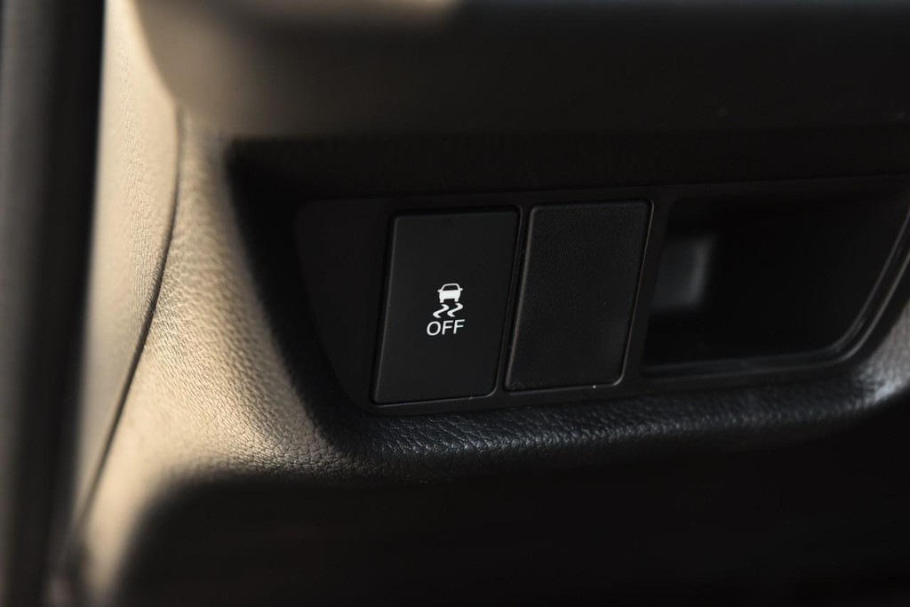 Honda HR-V Vehicle Full-screen Gallery Image 9