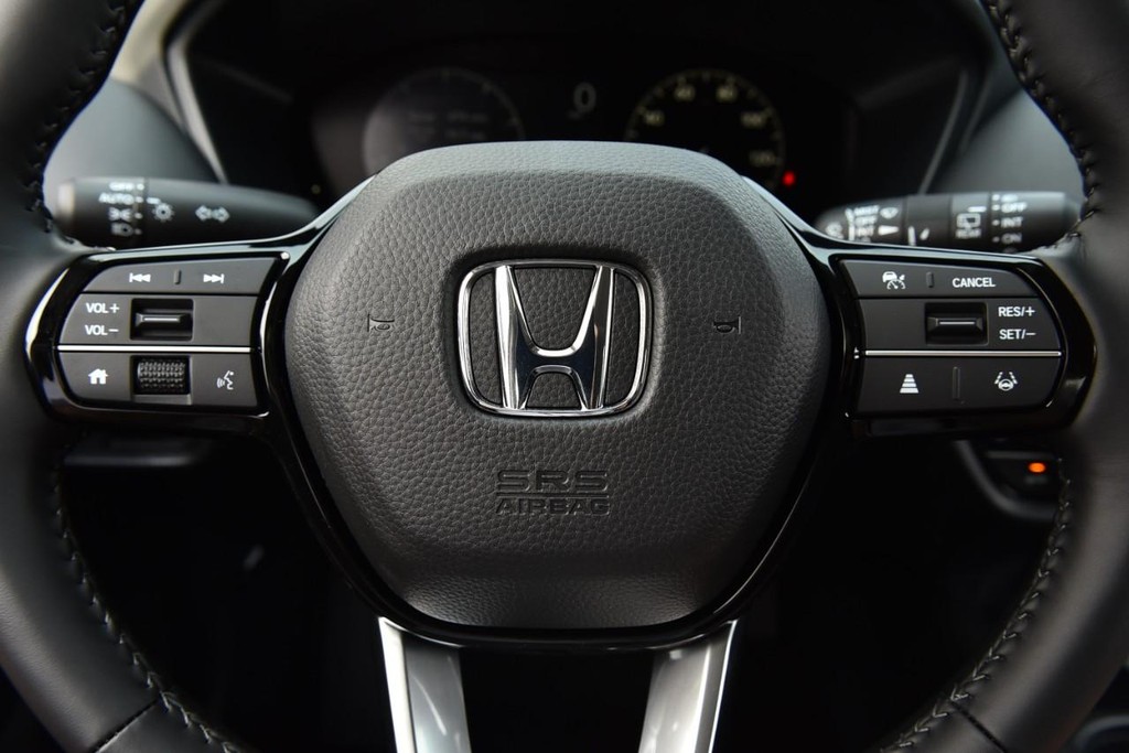 Honda HR-V Vehicle Full-screen Gallery Image 19
