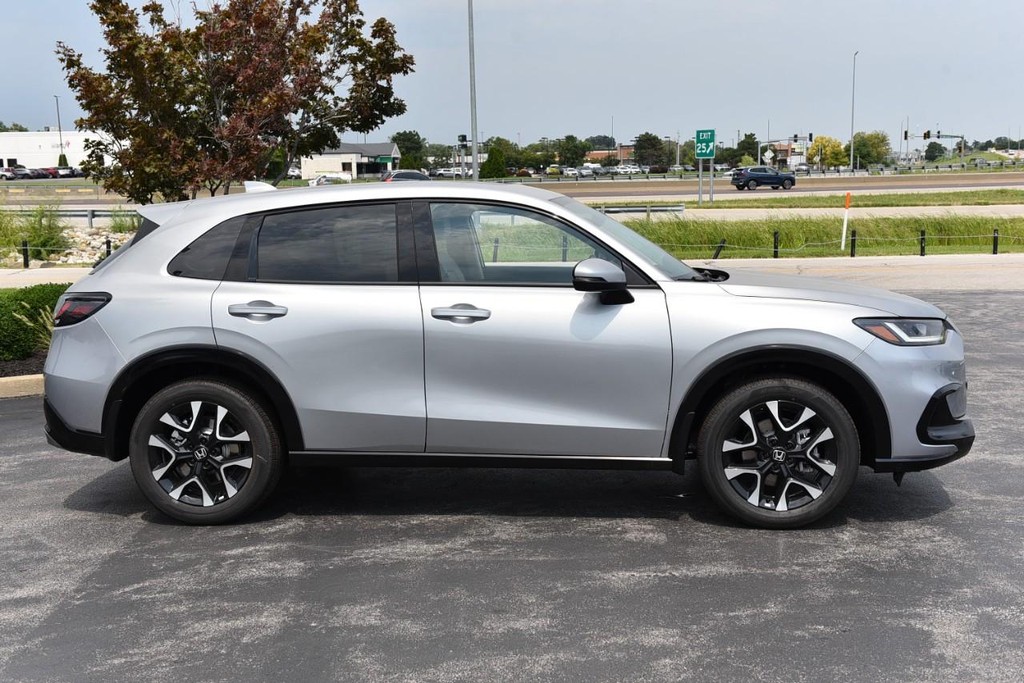 Honda HR-V Vehicle Full-screen Gallery Image 5