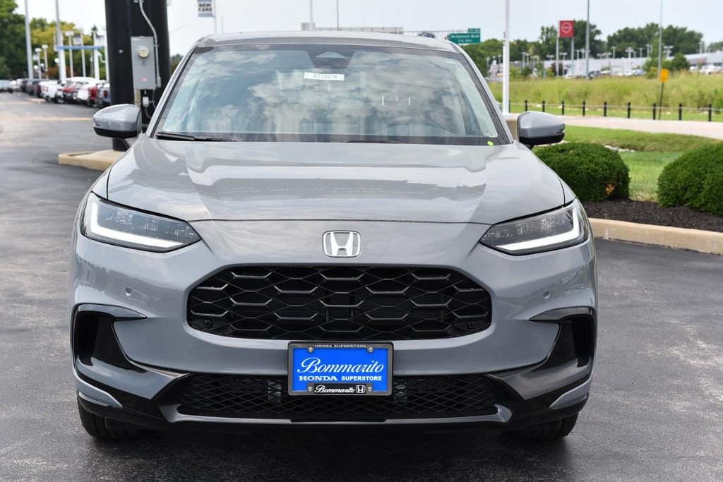 Honda HR-V Vehicle Full-screen Gallery Image 4