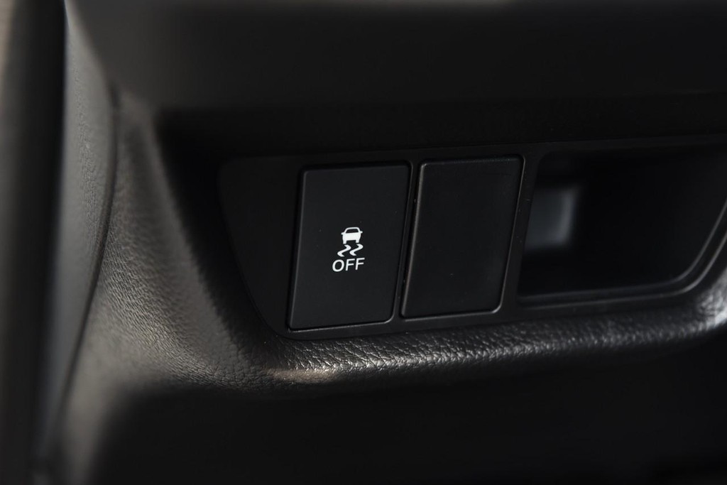 Honda HR-V Vehicle Full-screen Gallery Image 10