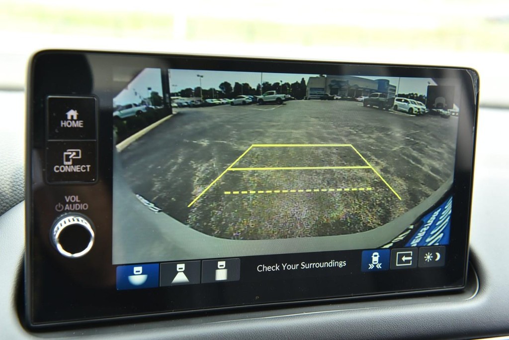 Honda HR-V Vehicle Full-screen Gallery Image 12